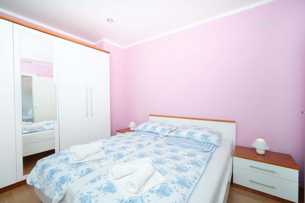 Apartments Oriana Rabac Exterior photo