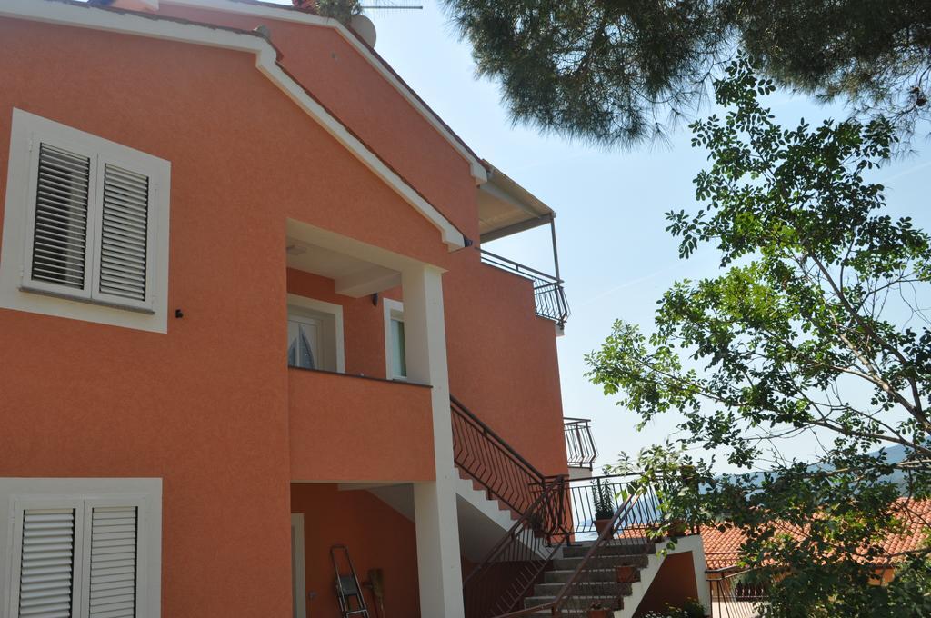 Apartments Oriana Rabac Exterior photo